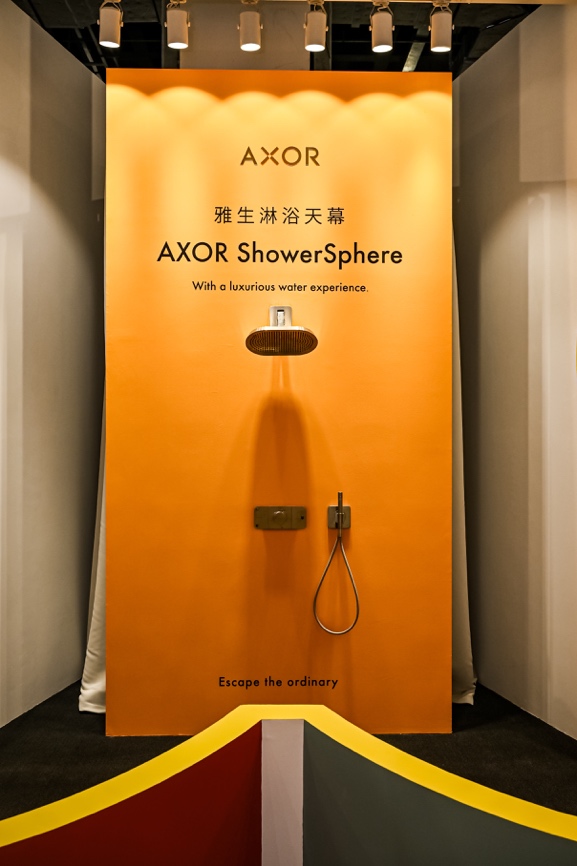 图片包含 室内, 桌子, 小, 橙子描述已自动生成