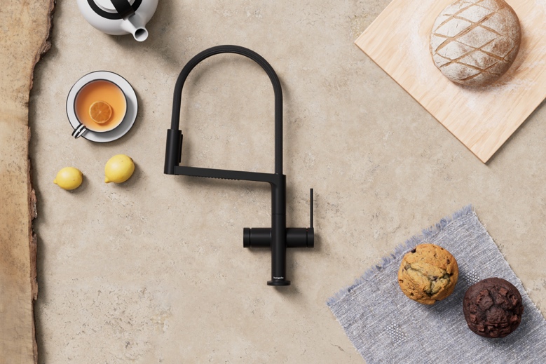 图片包含 桌子, 切, 板子, 柜台描述已自动生成